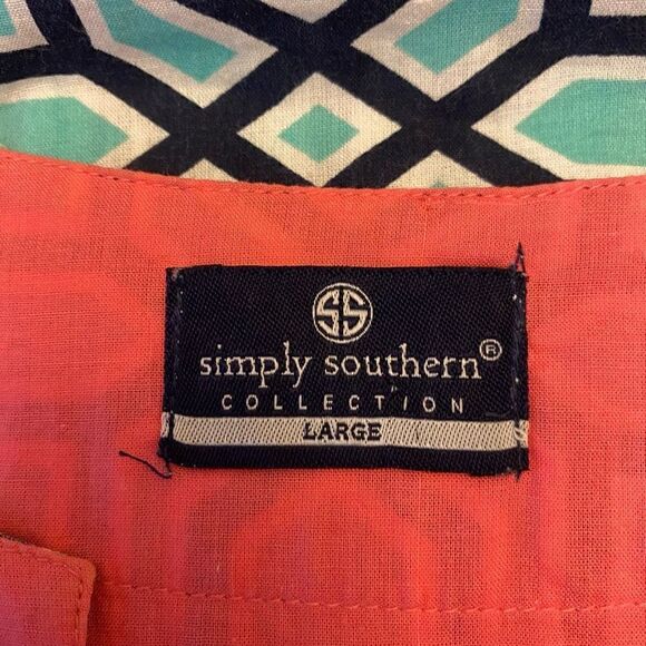 Simply Southern‎ Teal, Navy, and White Tunic with Pink Trim Size Large - Picture 11 of 14